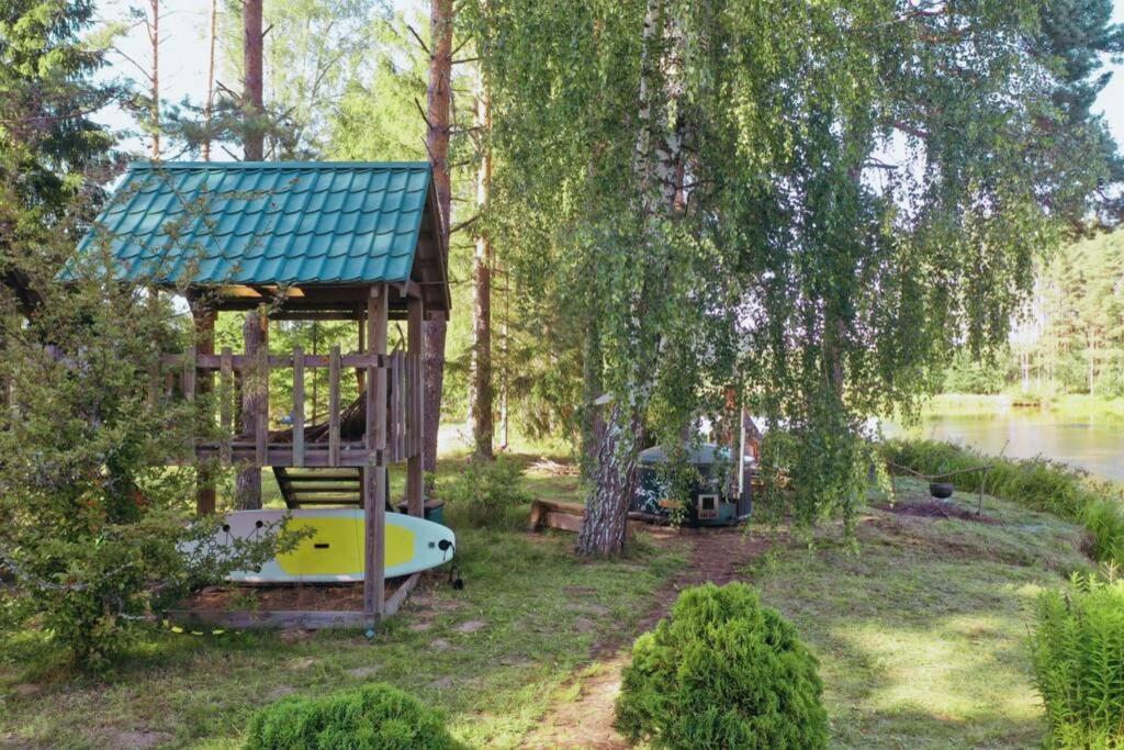 Dragon House In The Tree! Jacuzzi, Sauna ,Cinema,Heated Lici  Екстериор снимка