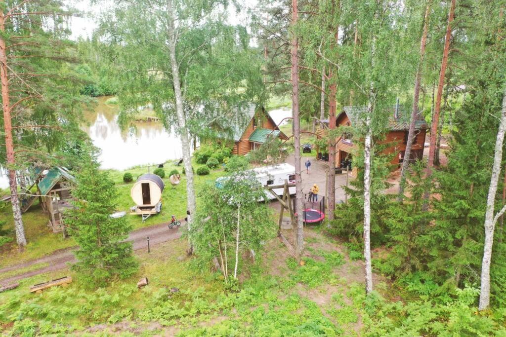 Dragon House In The Tree! Jacuzzi, Sauna ,Cinema,Heated Lici  Екстериор снимка