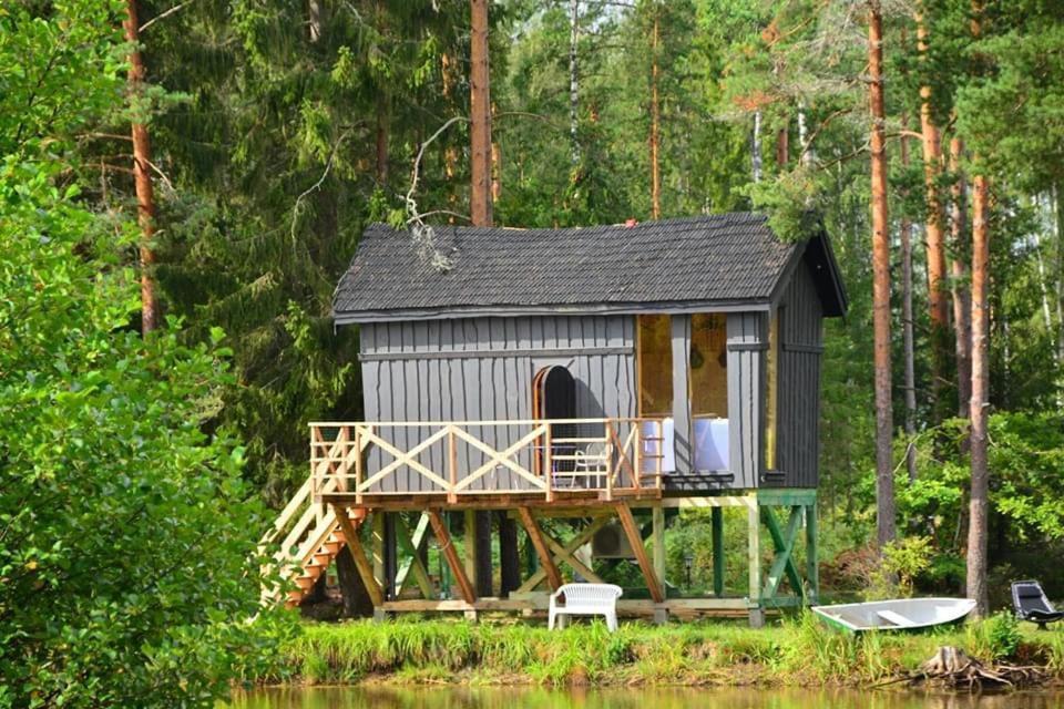 Dragon House In The Tree! Jacuzzi, Sauna ,Cinema,Heated Lici  Екстериор снимка