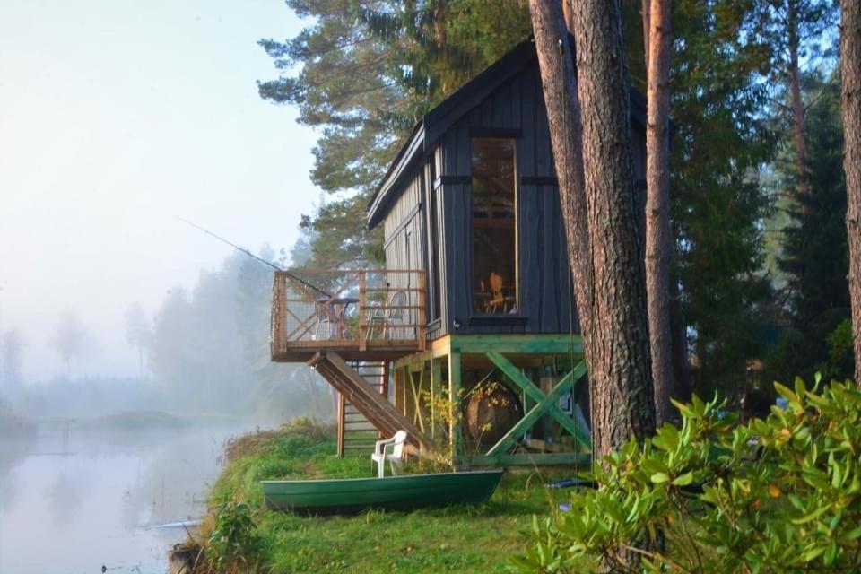 Dragon House In The Tree! Jacuzzi, Sauna ,Cinema,Heated Lici  Екстериор снимка