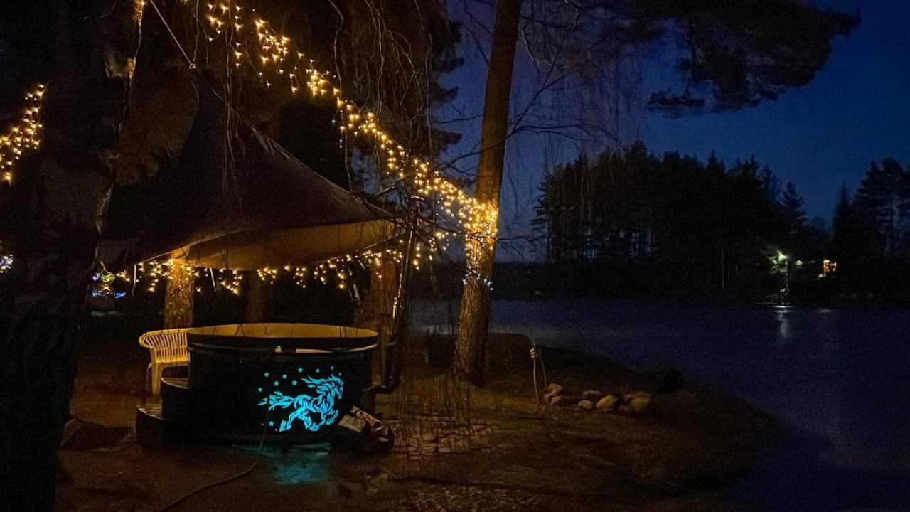 Dragon House In The Tree! Jacuzzi, Sauna ,Cinema,Heated Lici  Екстериор снимка