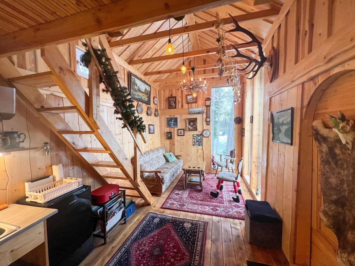 Dragon House In The Tree! Jacuzzi, Sauna ,Cinema,Heated Lici  Екстериор снимка